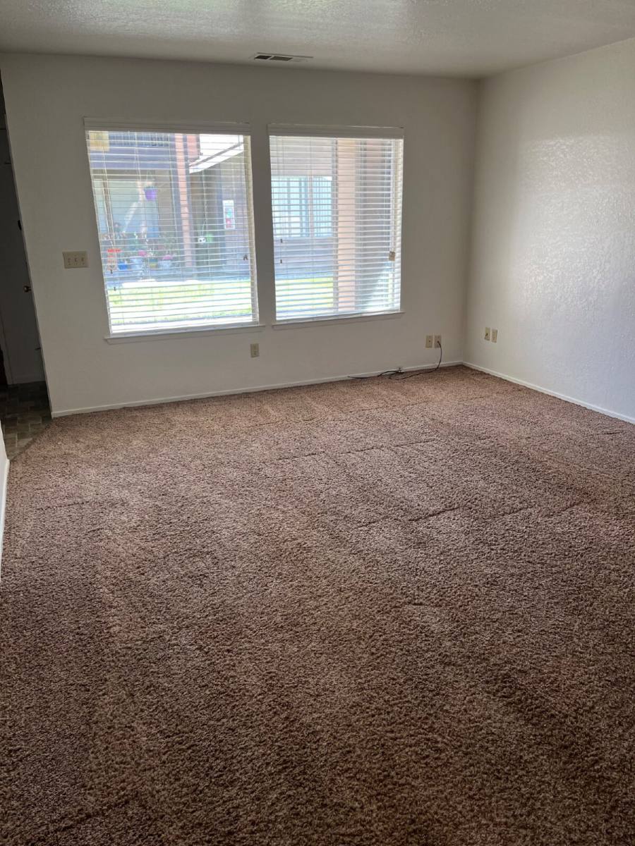 Apartment for rent at 603 N Quince Ave #B, Exeter, CA 93221