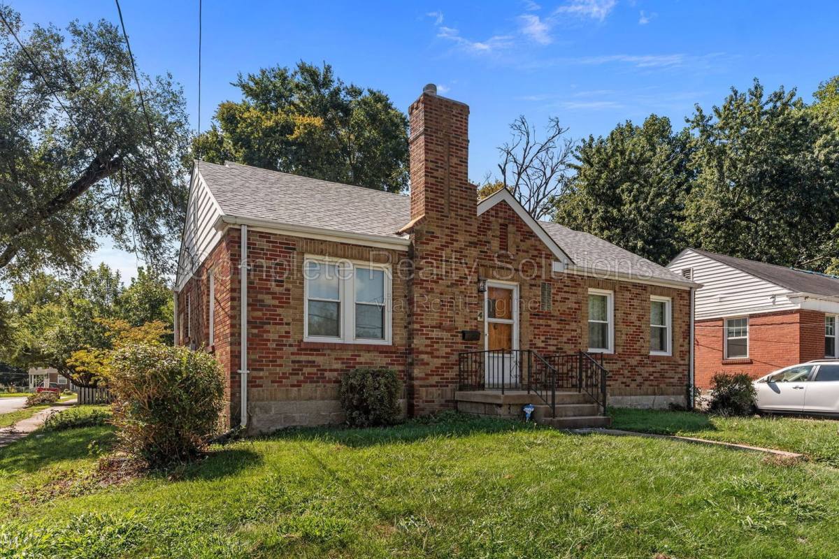 Apartment for rent at 44 Lee Ave, St. Louis, MO 63135