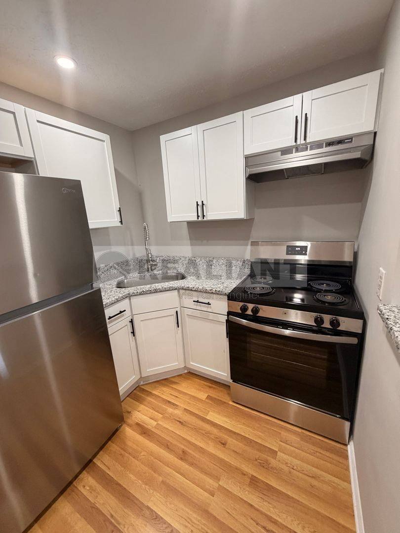 Apartment for rent at 2881 Winter Garden E, Lexington, KY 40517
