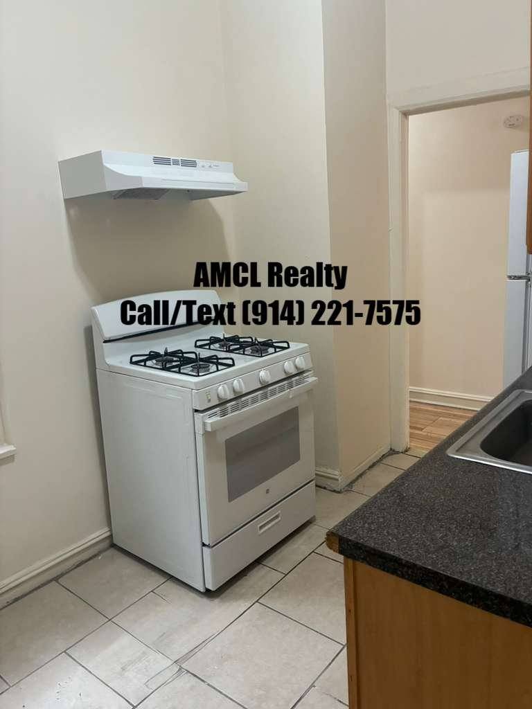 Apartment for rent at 40 Caryl Ave #2F, Yonkers, NY 10705