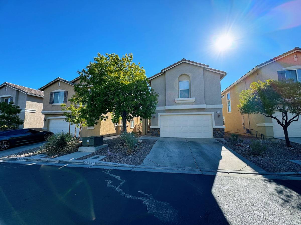 House for rent at 7238 Mosaic Terrace St, Las Vegas, NV 89118