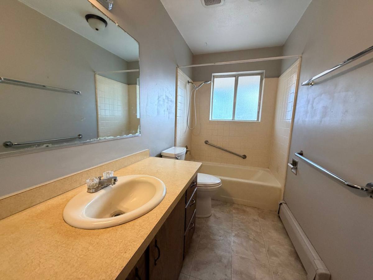 Apartment for rent at 134 S Main St, La Verkin, UT 84745