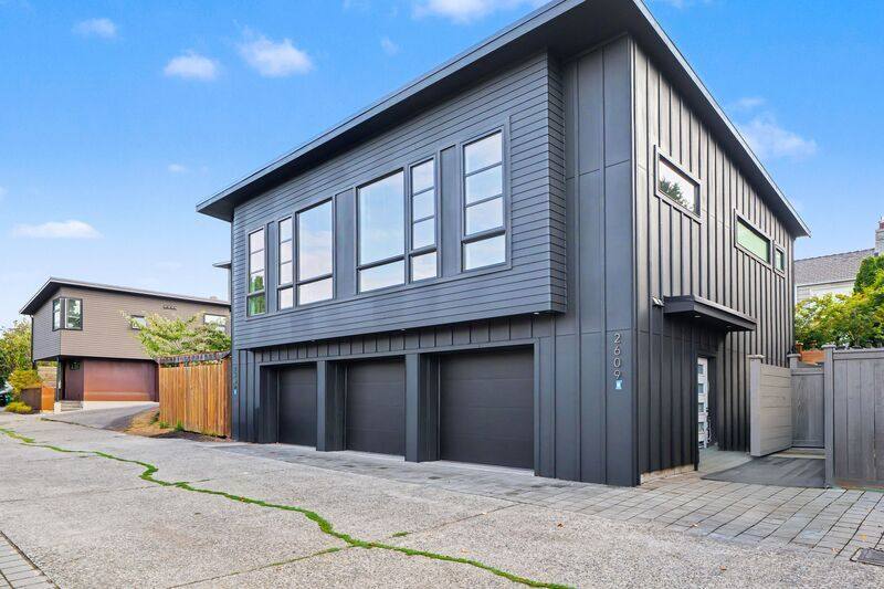 Apartment for rent at 2609 31st Ave W, Seattle, WA 98199