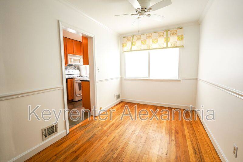 Townhouse for rent at 511 E Windsor Ave #B, Alexandria, VA 22301