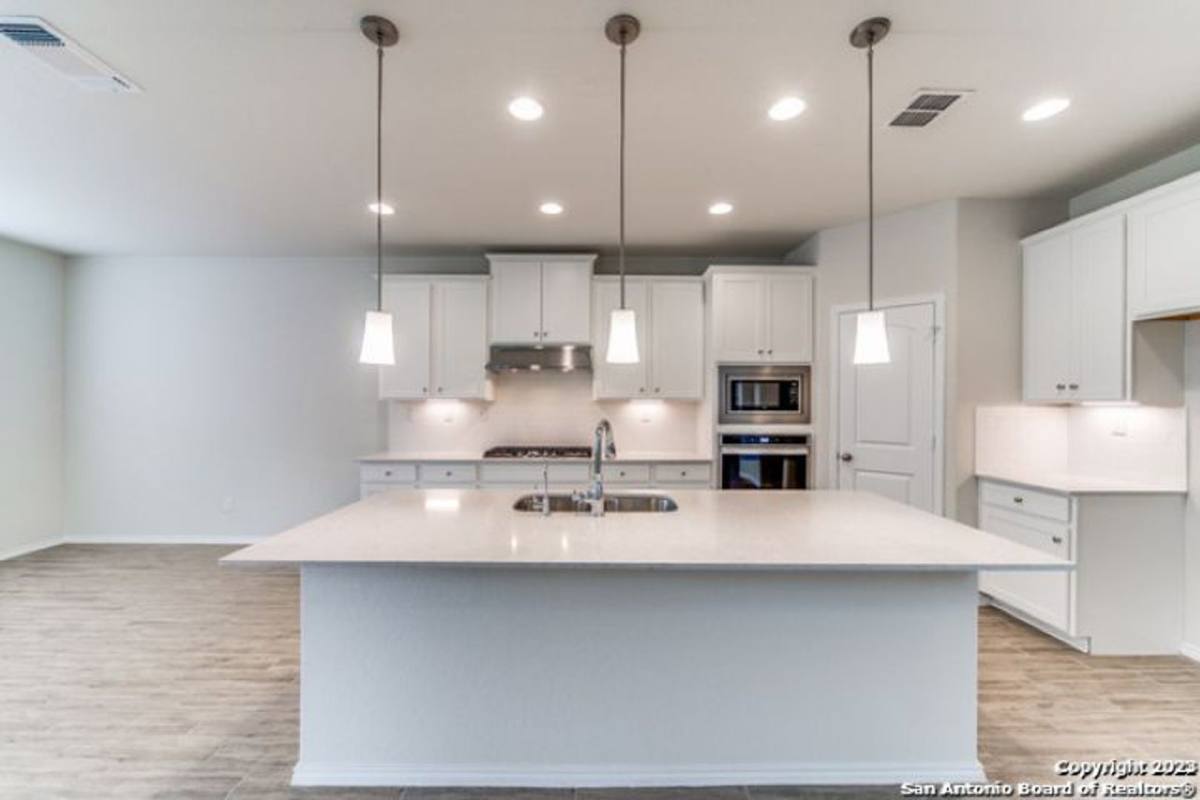 House for rent at 332 Aberdeen, Boerne, TX 78015