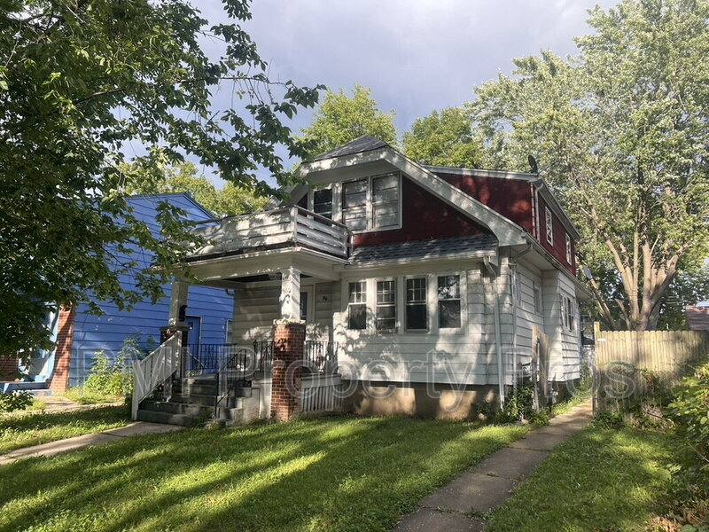 Apartment for rent at 4566A N 28th St, Milwaukee, WI 53209
