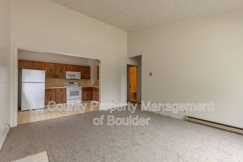 Condo for rent at 841 Crisman Dr #2, Longmont, CO 80501