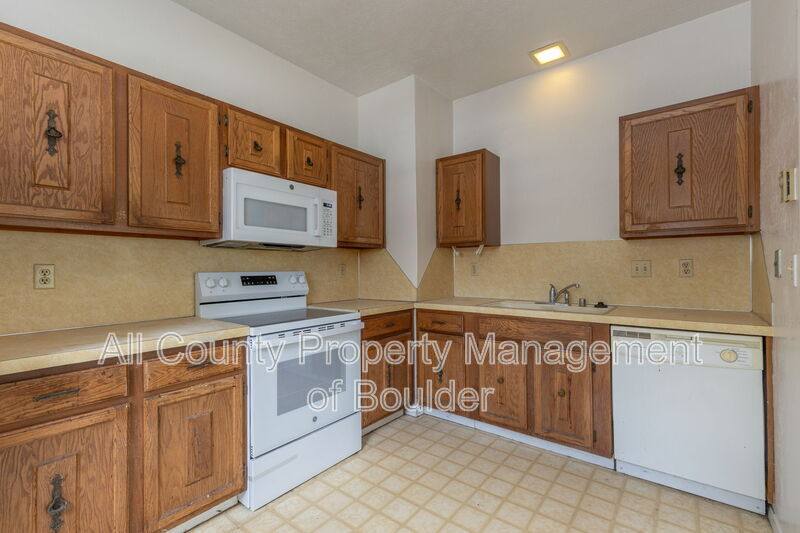 Condo for rent at 841 Crisman Dr #2, Longmont, CO 80501