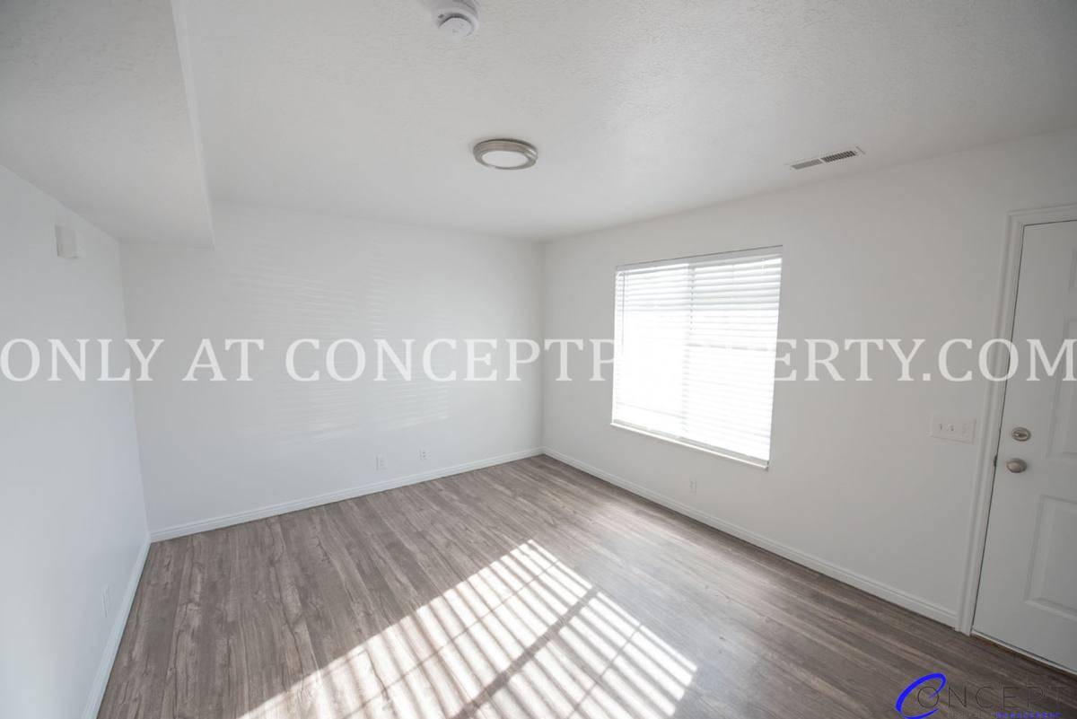 Apartment for rent at 1505 N Angel St, Layton, UT 84041