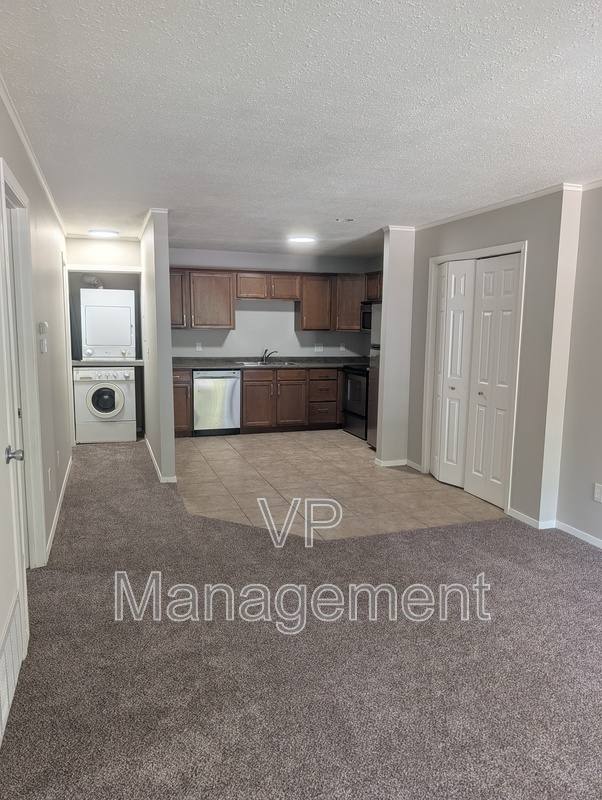 Condo for rent at 2218 Emerald Dr #3, Davenport, IA 52804