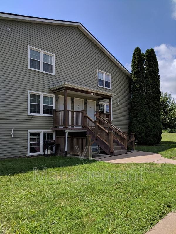 Condo for rent at 2218 Emerald Dr #3, Davenport, IA 52804