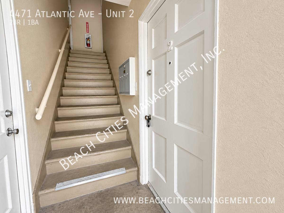 Apartment for rent at 4471 Atlantic Ave #2, Long Beach, CA 90807