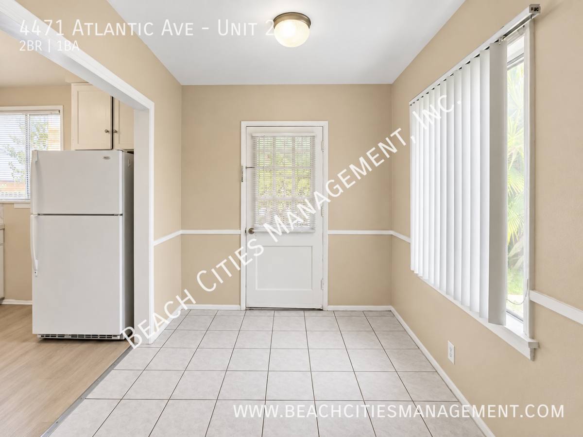 Apartment for rent at 4471 Atlantic Ave #2, Long Beach, CA 90807