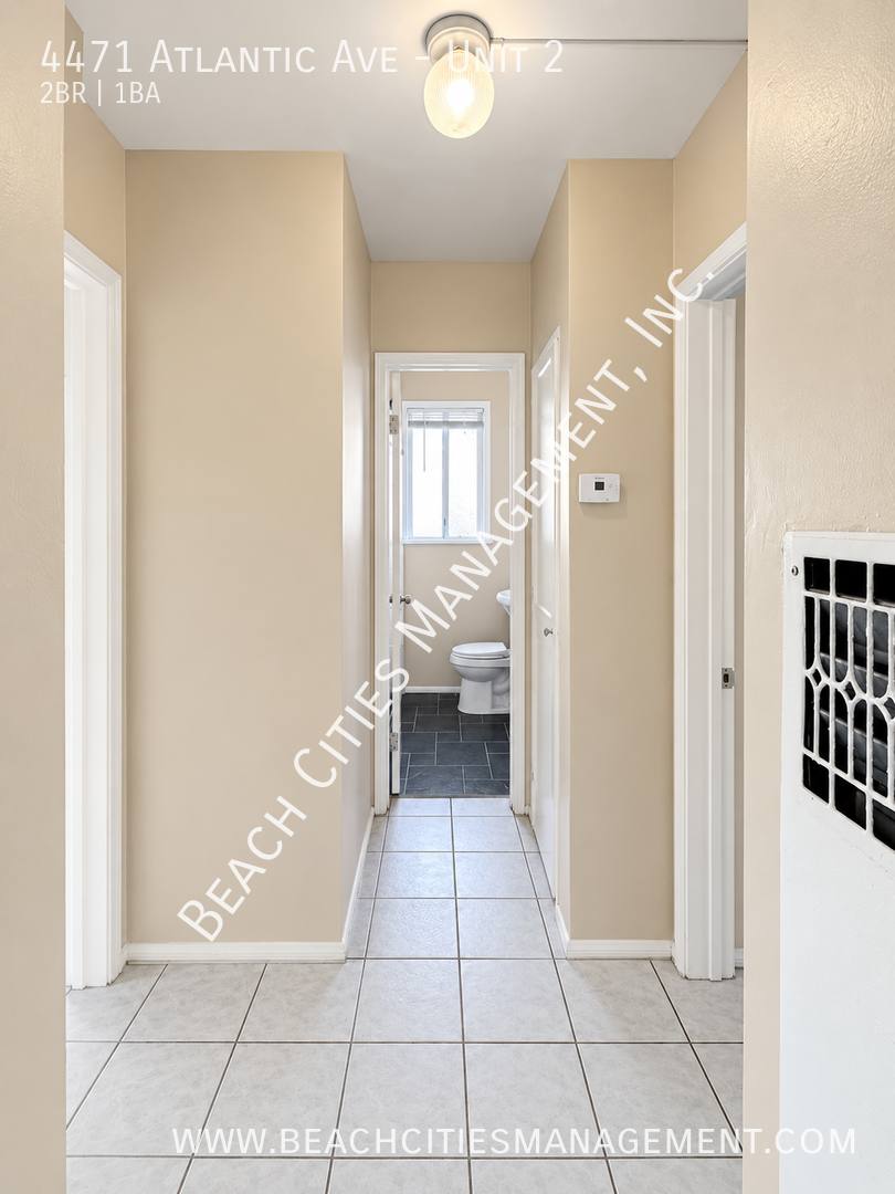 Apartment for rent at 4471 Atlantic Ave #2, Long Beach, CA 90807