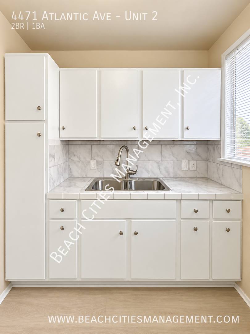 Apartment for rent at 4471 Atlantic Ave #2, Long Beach, CA 90807