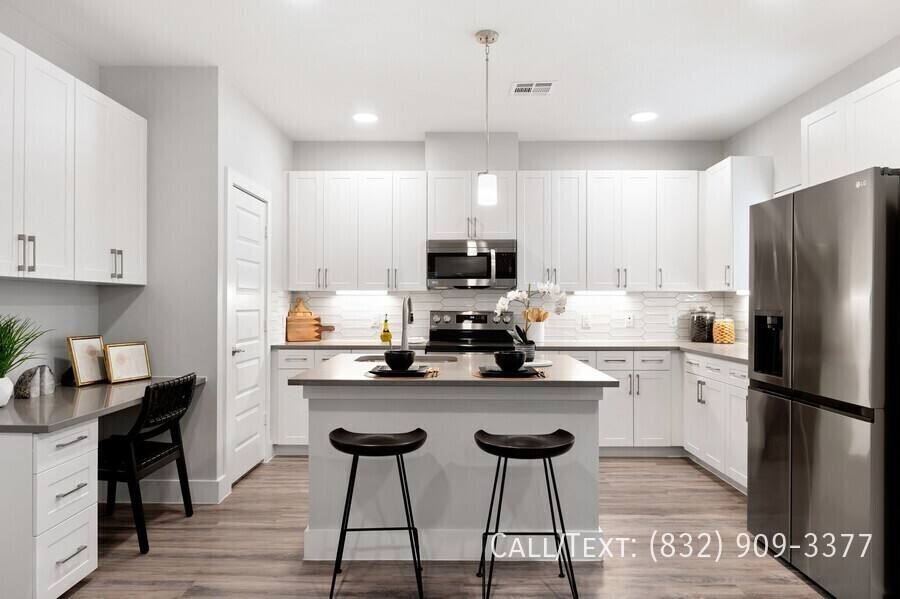 28325 Birnham Woods Dr #VBW1 in Spring, TX | $2,355 - $2,355 | 2 Beds 2 ...