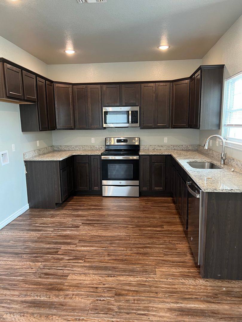 Apartment for rent at 119 Village N Circle, Gladewater, TX 75647