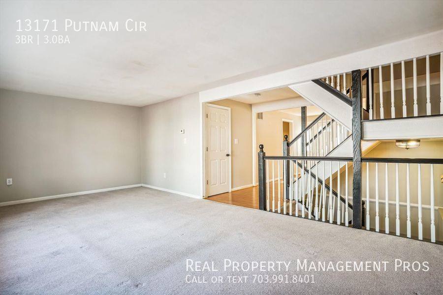 Townhouse for rent at 13171 Putnam Circle, Woodbridge, VA 22191