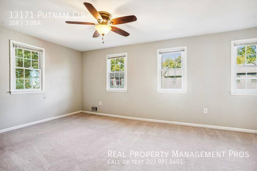 Townhouse for rent at 13171 Putnam Circle, Woodbridge, VA 22191