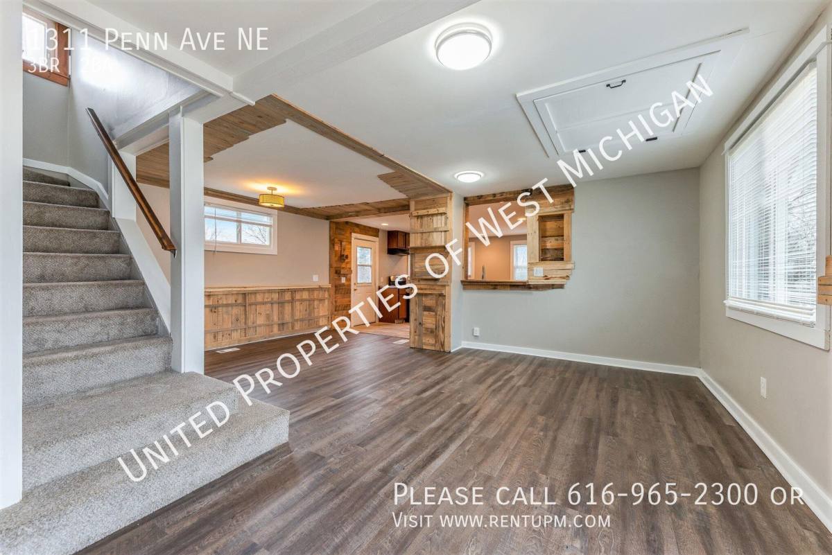 House for rent at 1311 Penn Ave NE, Grand Rapids, MI 49505