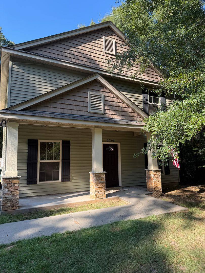 House for rent at 3705 Azalea Dr, Hattiesburg, MS 39401