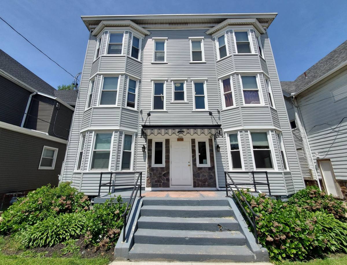 Apartment for rent at 326 W 8th St, Erie, PA 16502