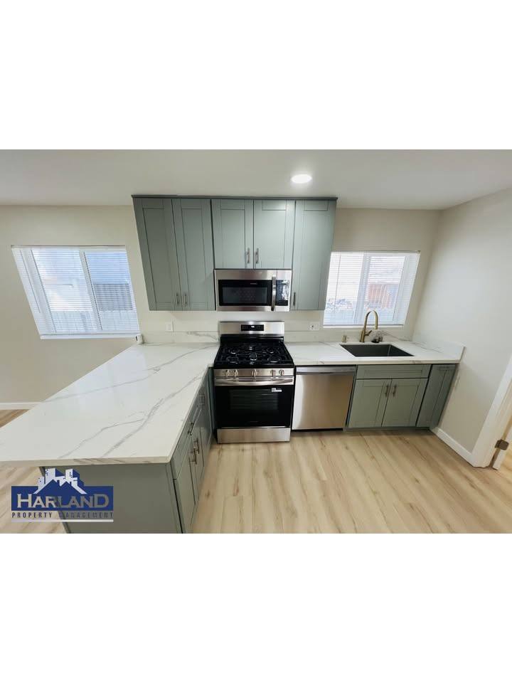 Apartment for rent at 3845-3851 Menlo Ave, San Diego, CA 92105