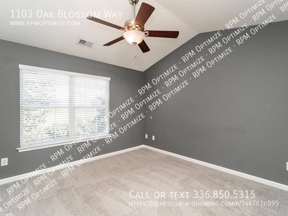 Townhouse for rent at 1103 Oak Blossom Way, Whitsett, NC 27377