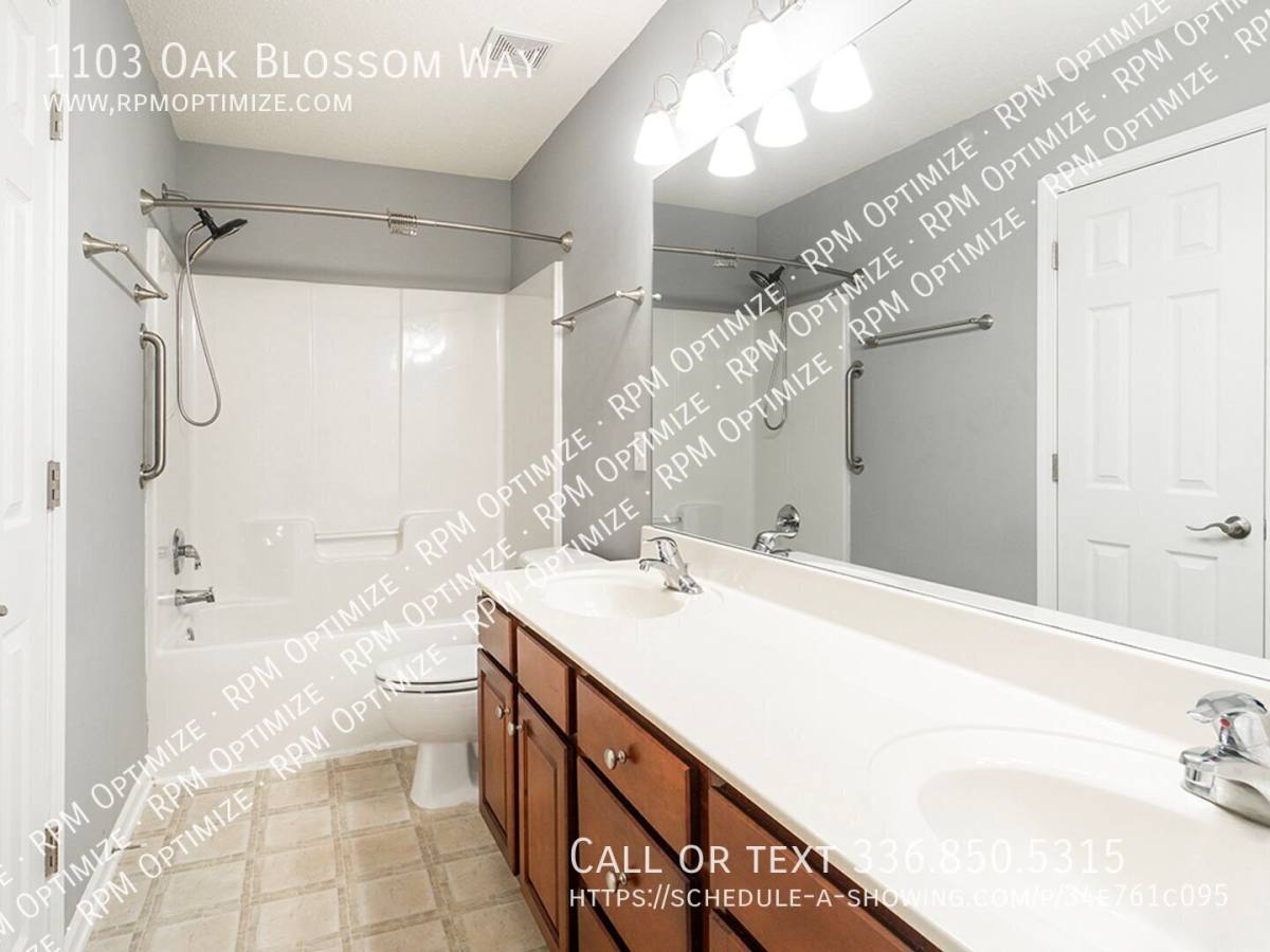Townhouse for rent at 1103 Oak Blossom Way, Whitsett, NC 27377