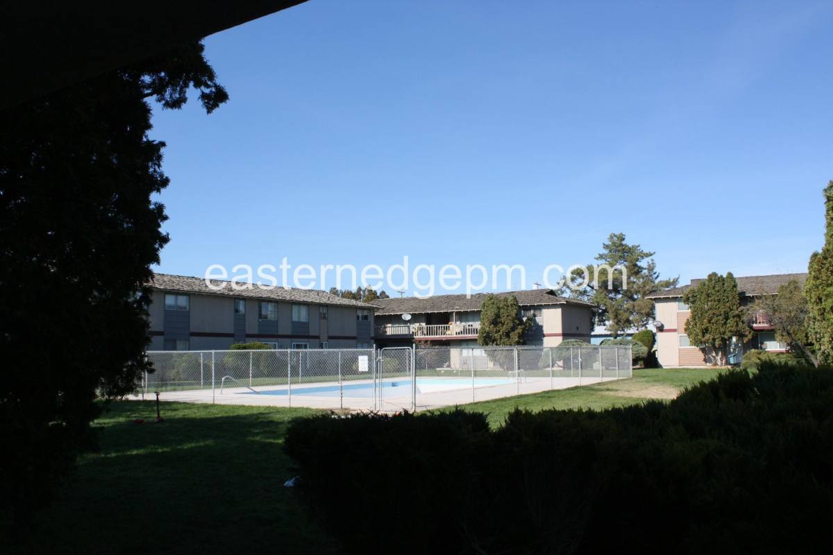 Apartment for rent at Sun Vista, 520 SW 24th St, Ontario, OR 97914