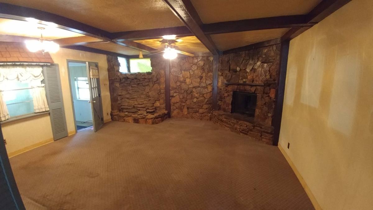 House for rent at 1123 Mitchell Rd, Irving, TX 75060