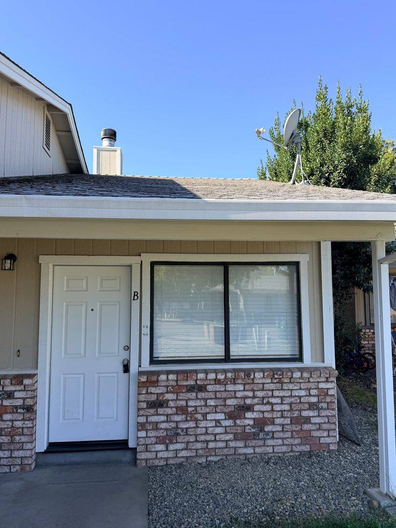 Apartment for rent at 2500 Jason Court, Anderson, CA 96007