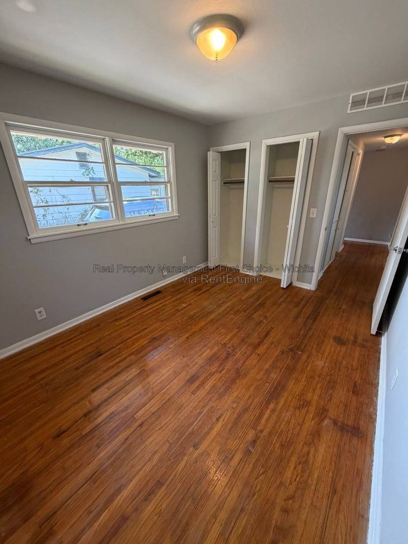 House for rent at 5301 S Madison Ave, Wichita, KS 67216