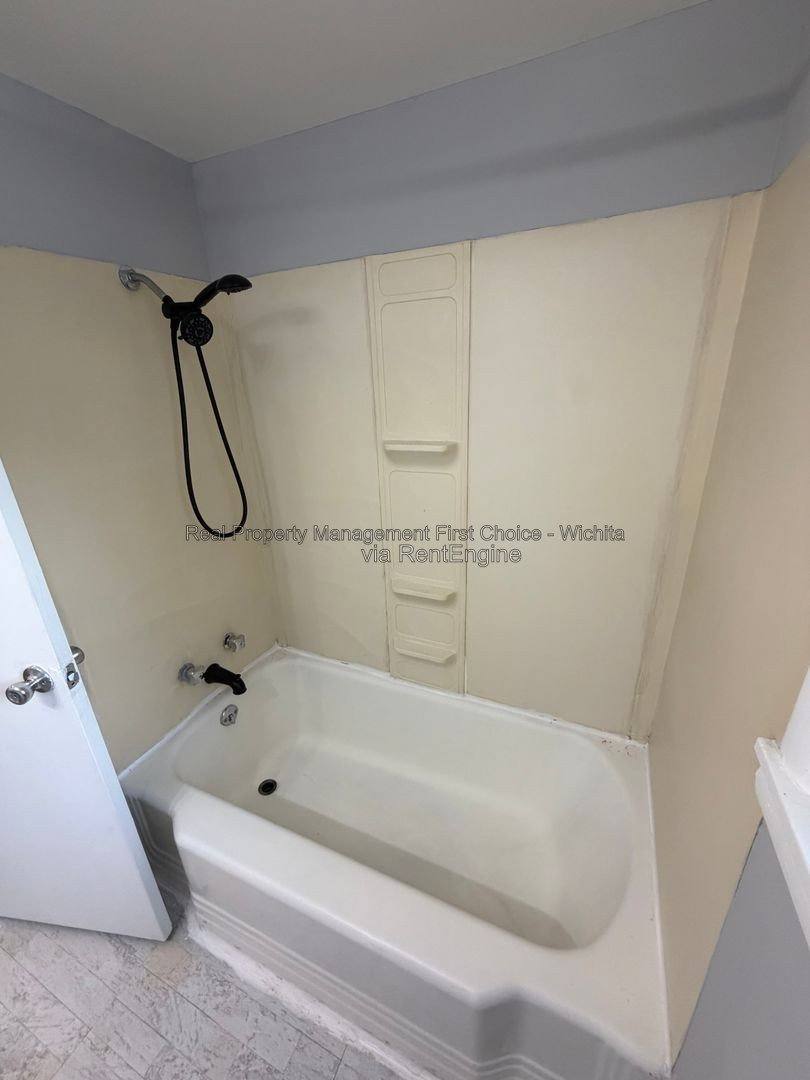 House for rent at 5301 S Madison Ave, Wichita, KS 67216