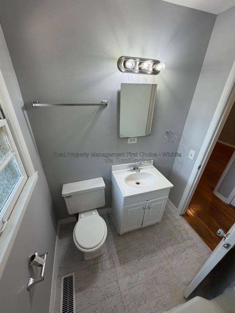 House for rent at 5301 S Madison Ave, Wichita, KS 67216