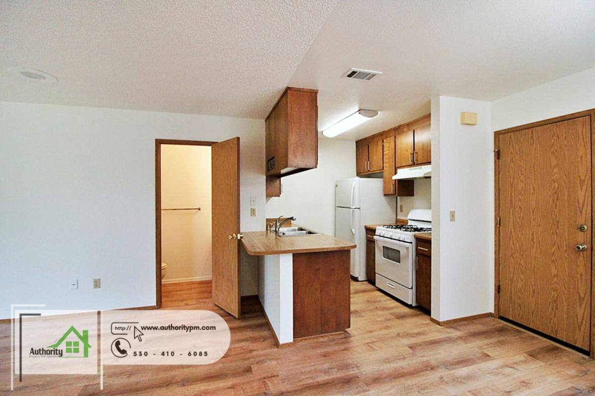 Apartment for rent at 2564 Sabre Court #B, Redding, CA 96002