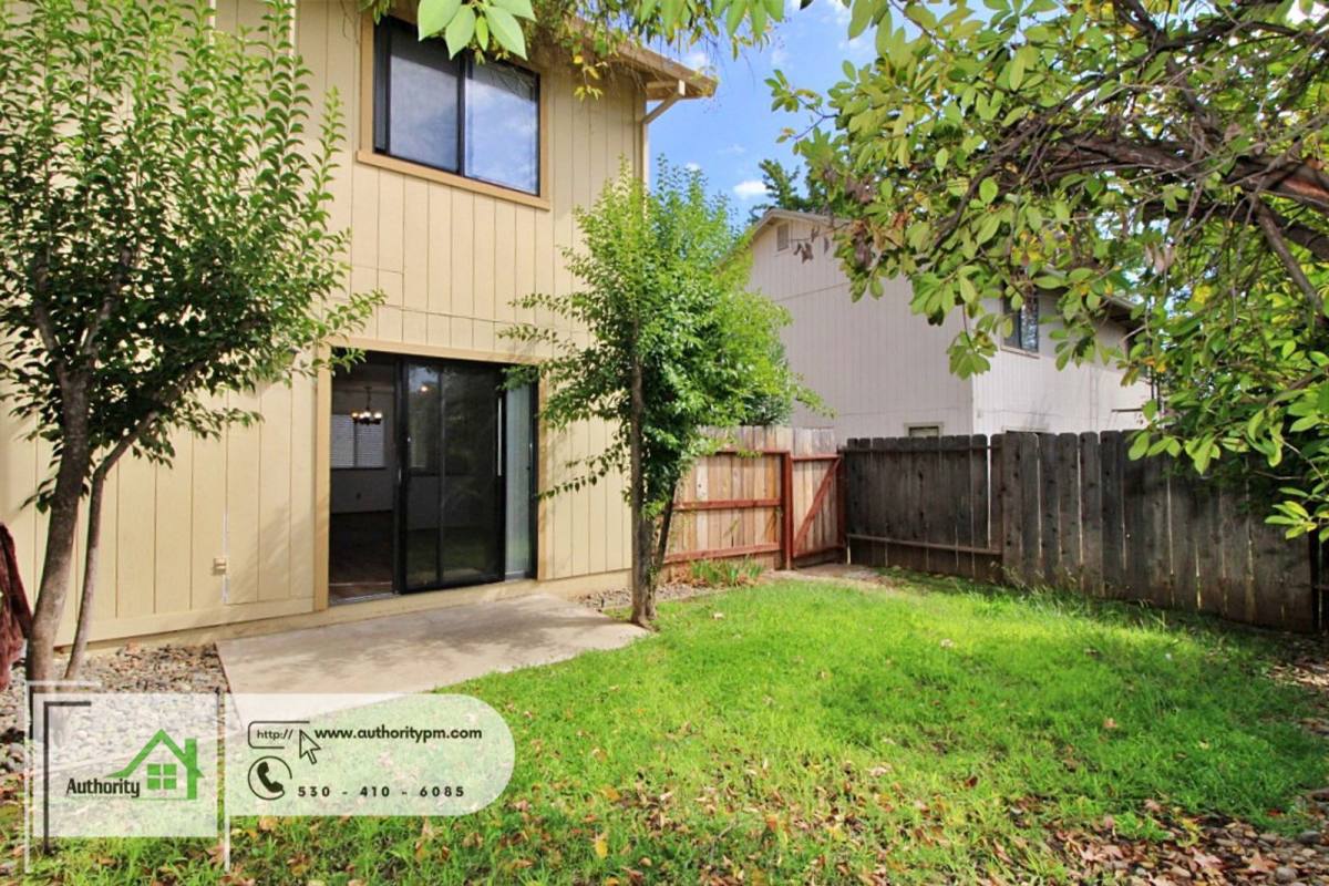 Apartment for rent at 2564 Sabre Court #B, Redding, CA 96002