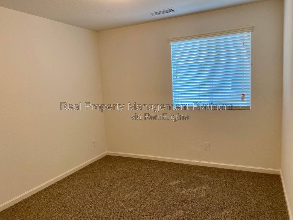 House for rent at 1950 Minarets Lane, Clovis, CA 93611