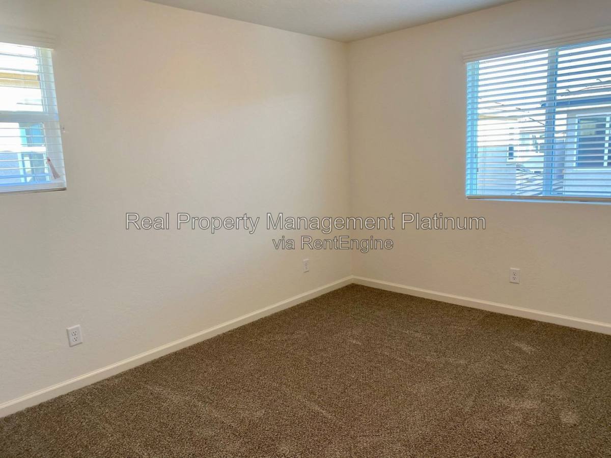 House for rent at 1950 Minarets Lane, Clovis, CA 93611