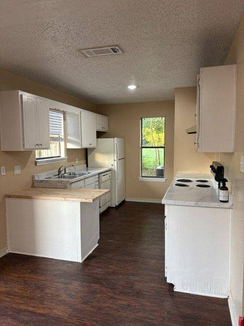 Apartment for rent at 1810 Meadowgreen Dr #B, Kilgore, TX 75662