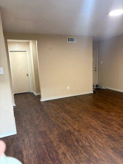Apartment for rent at 1810 Meadowgreen Dr #B, Kilgore, TX 75662