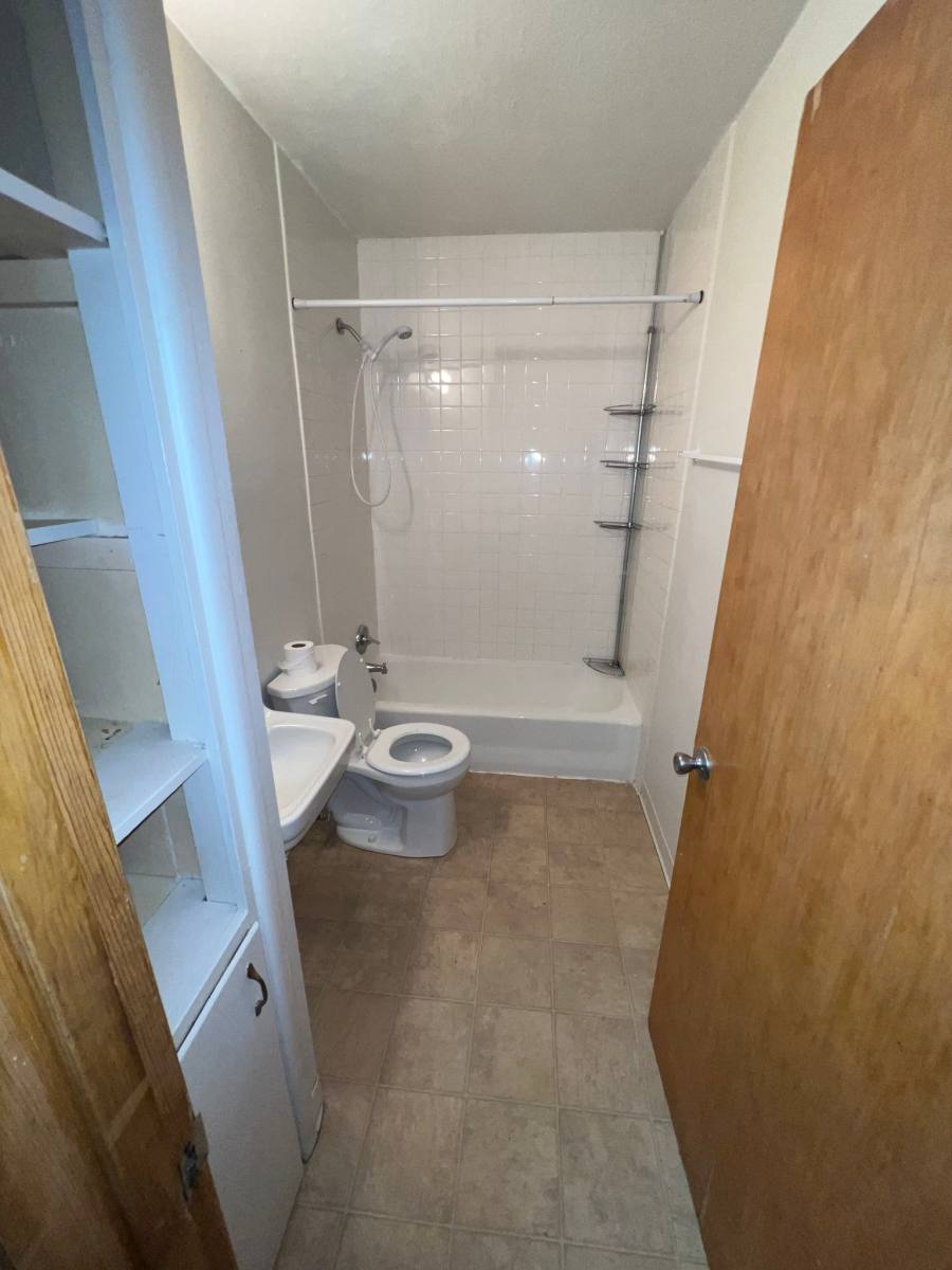 Apartment for rent at 1811 High St, Iowa City, IA 52245