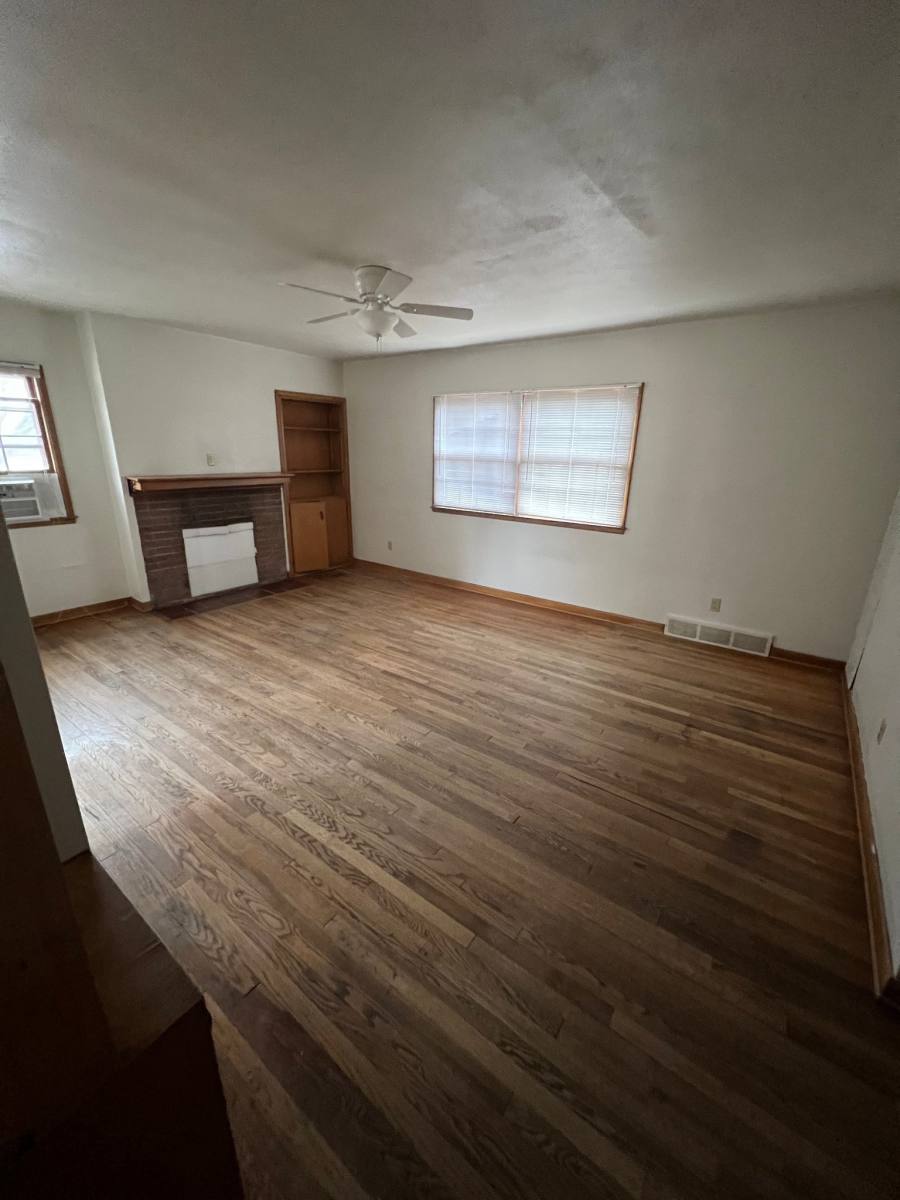 Apartment for rent at 1811 High St, Iowa City, IA 52245