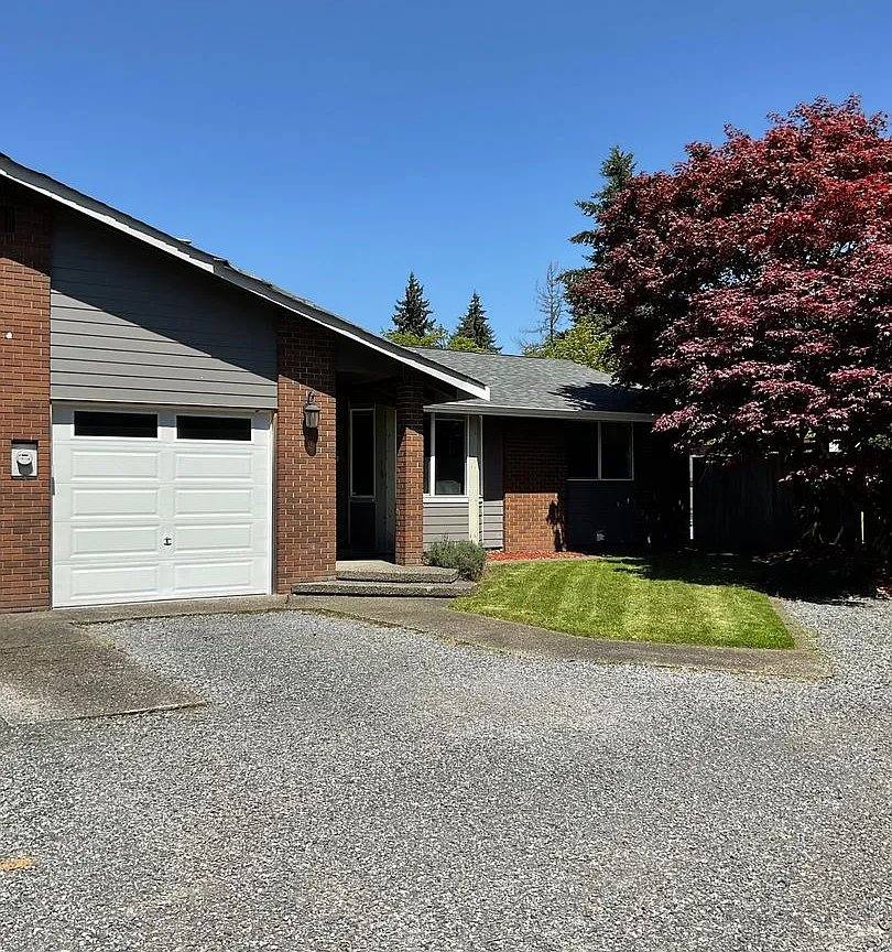 Apartment for rent at 10705 62nd Ave E, Puyallup, WA 98373