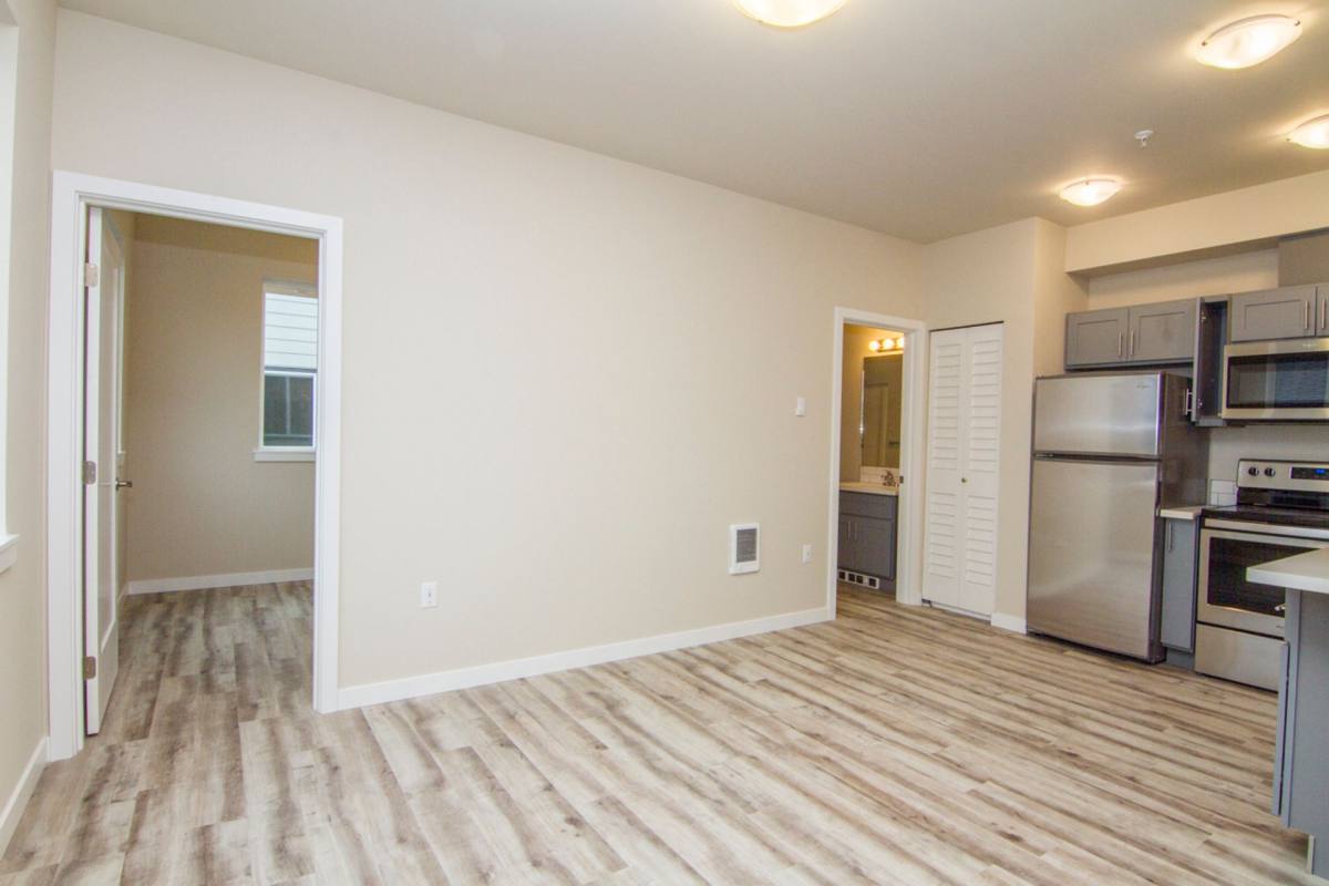 Apartment for rent at 4013 S Puget Sound Ave #B-102, Tacoma, WA 98409
