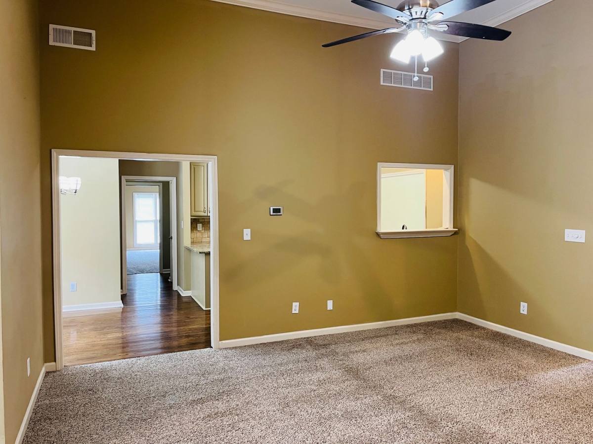 House for rent at 70 Indian Bluff Dr, Sharpsburg, GA 30277