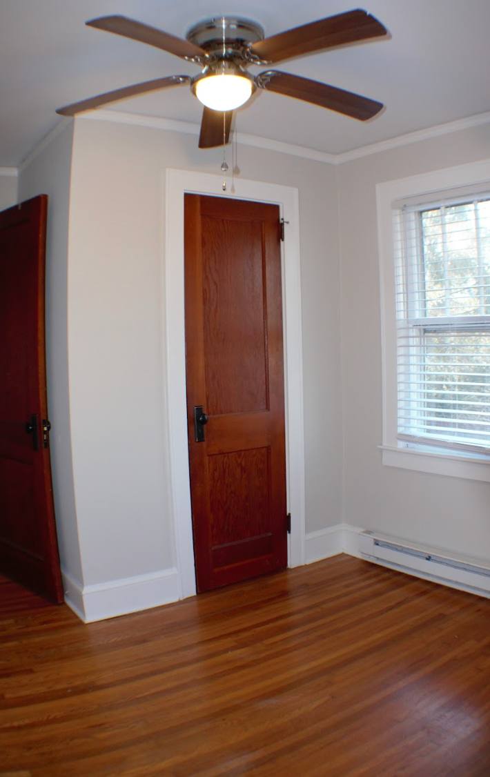 House for rent at 113 Ashwood Rd, Hendersonville, NC 28791