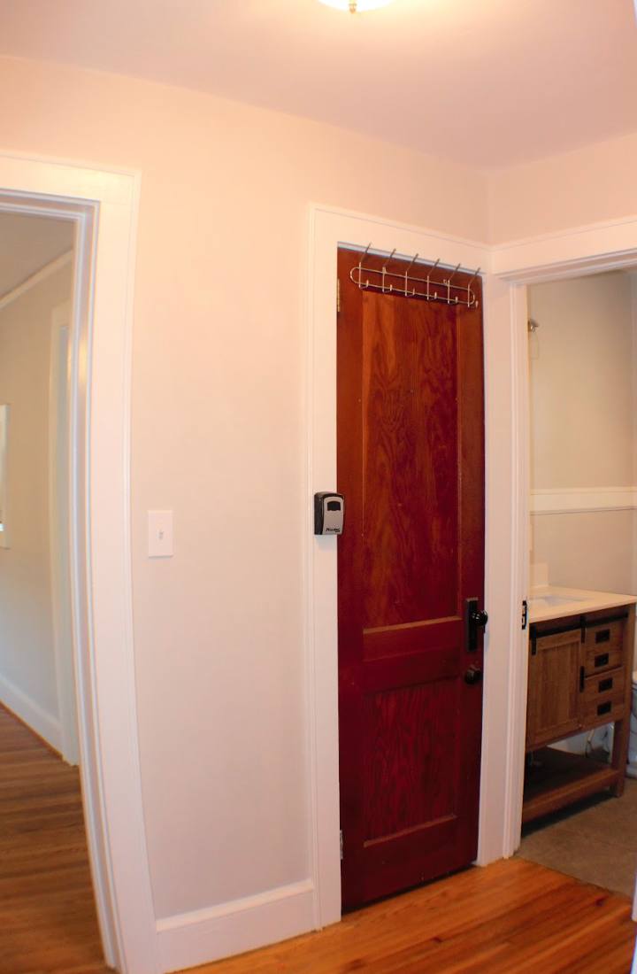 House for rent at 113 Ashwood Rd, Hendersonville, NC 28791