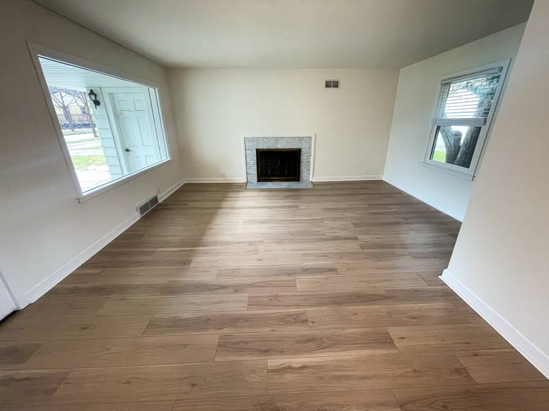 9212 W Michigan St, Wauwatosa, WI 53226 - Apartment for Rent - Image 1