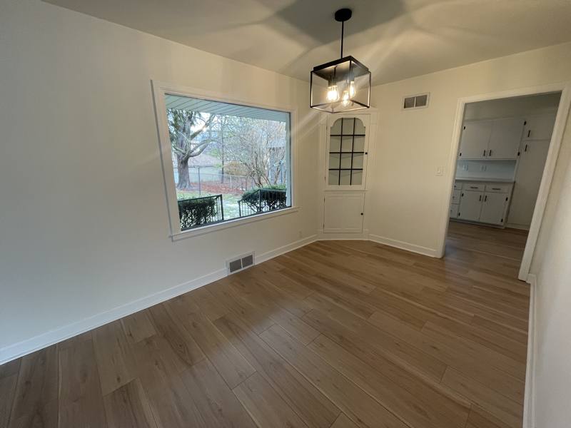 9212 W Michigan St, Wauwatosa, WI 53226 - Apartment for Rent - Image 4